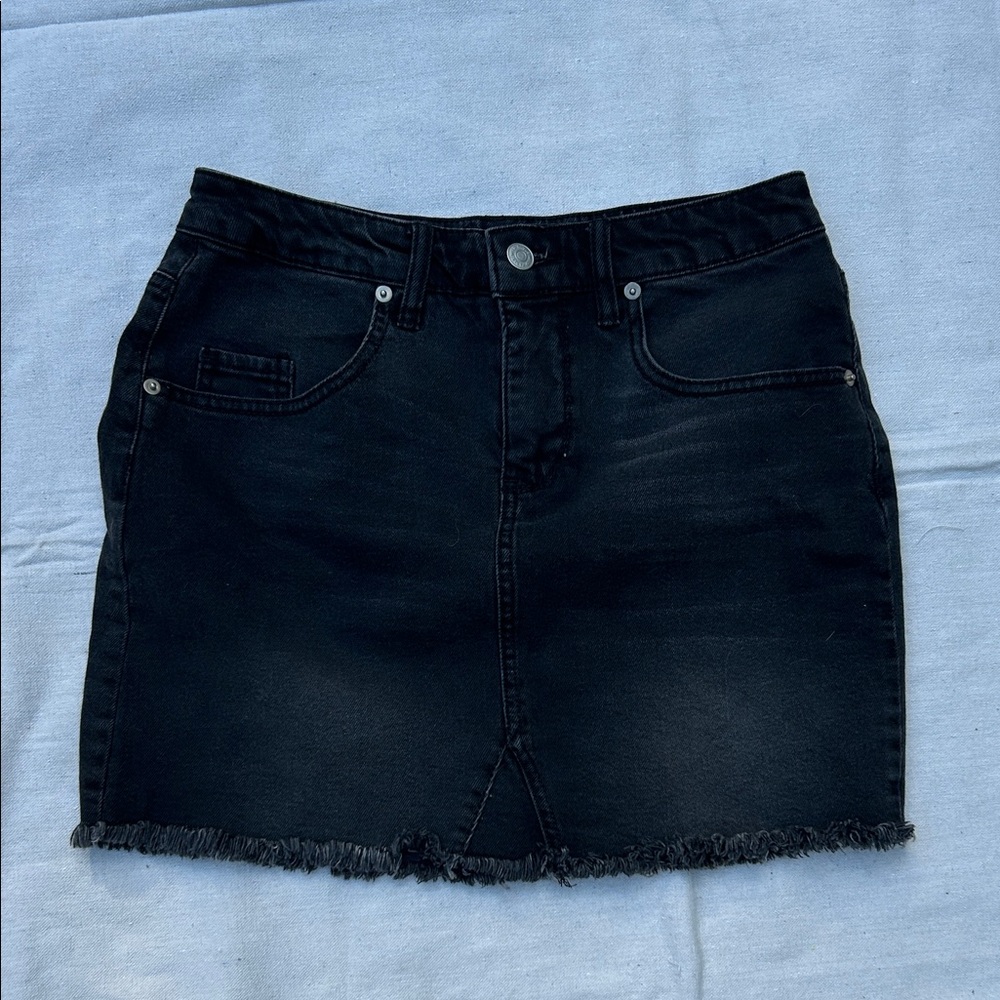 Women’s Size 6 Black Denim Skirt